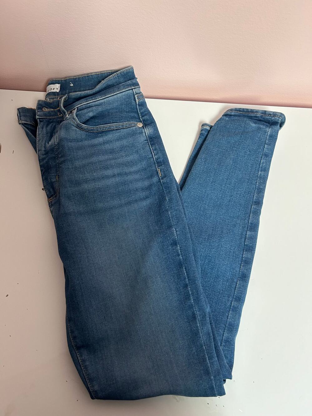 The Loft The Sculpt Jeggings Jeans *Size 27 / 4*